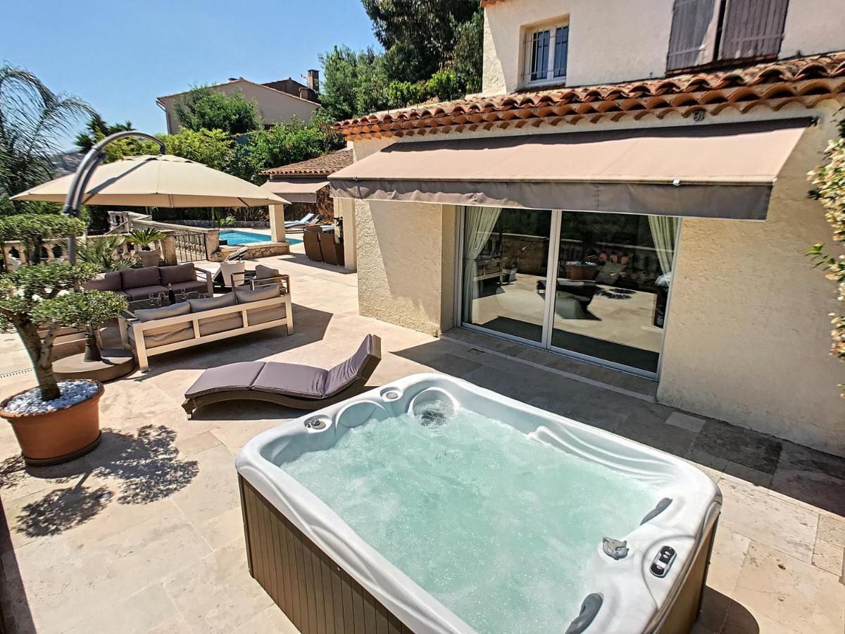 3 Bedrooms Villa Near Cannes - Pool & Jacuzzi - Sea View Mandelieu Exterior foto